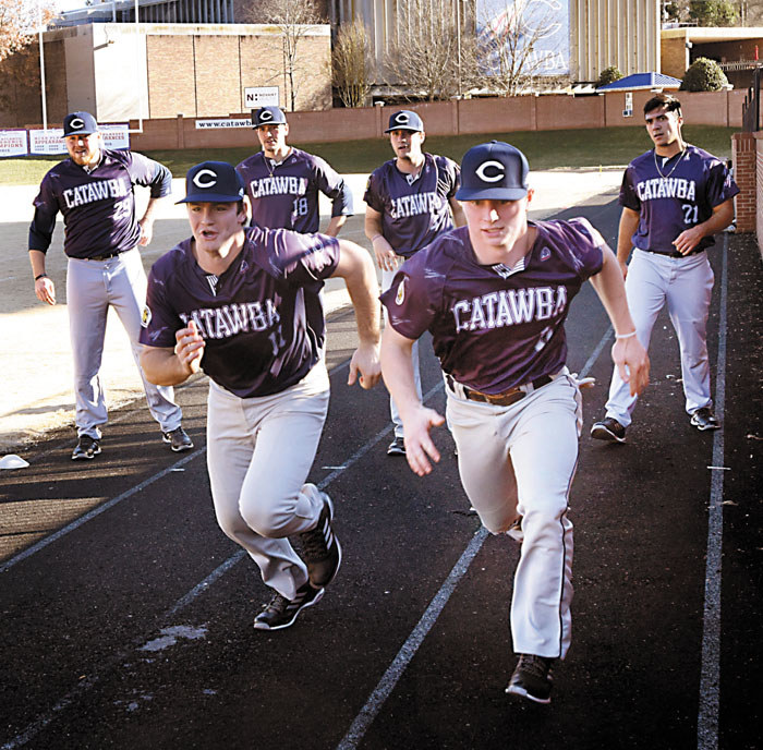 Warm sunshine draws Catawba College baseball team outside Salisbury
