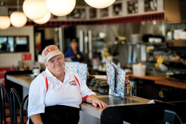 Longtime Waffle House employee�s best tip �Just keep