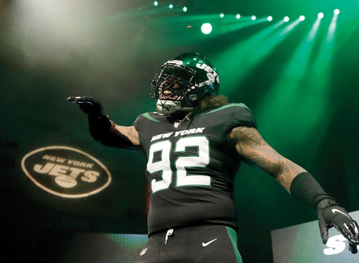 NY Jets players react to new 'Stealth Black' helmets