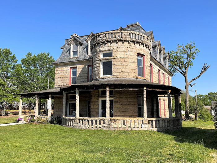 Work underway to turn historic McCanless House into wedding, events