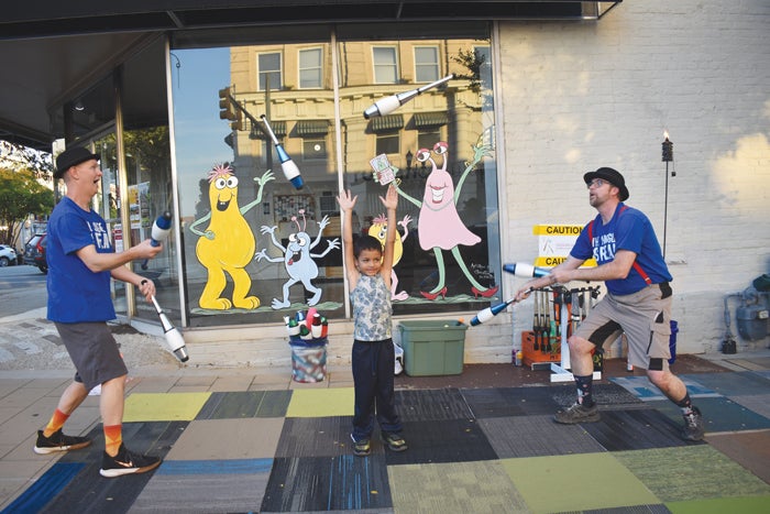 Busker's Bash keeps downtown hopping